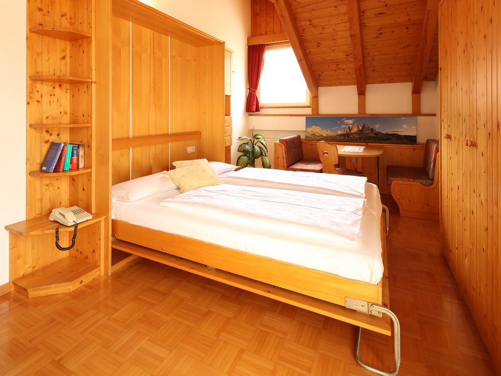 Residence Rose San Candido Room photo
